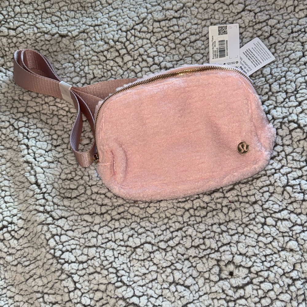 pink fleece lulu belt bag